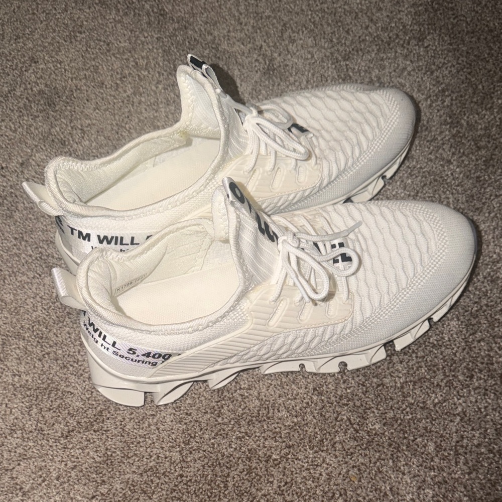 All-White Athletic Knit Men's Running Sneakers